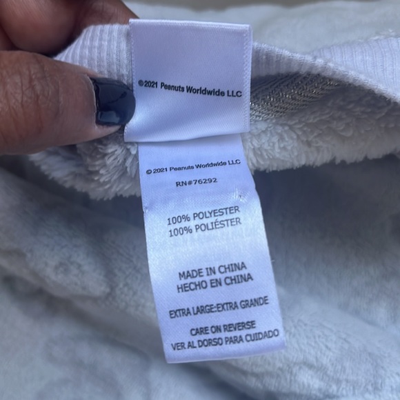 Peanuts 2 piece velour pajamas set - Picture 6 of 12